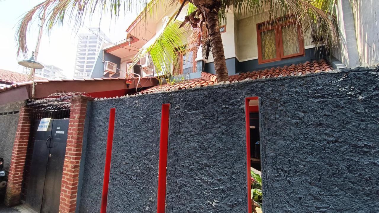 Oyo 91341 D'Phoenix Anggrek Syariah Residence 자카르타 외부 사진
